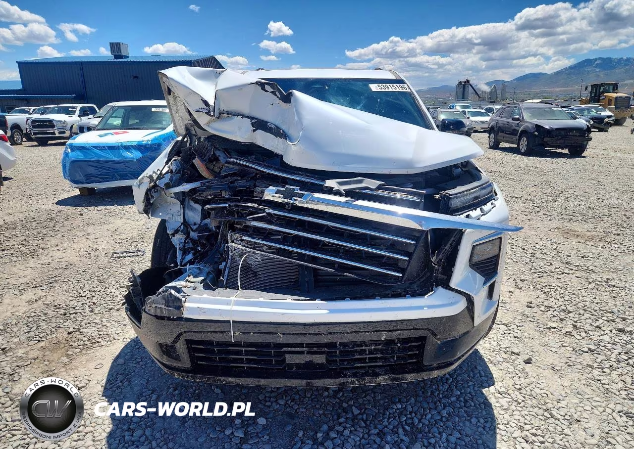 2025 Chevrolet Traverse High Country VIN:1GNERKRS8SJ153788 - 5