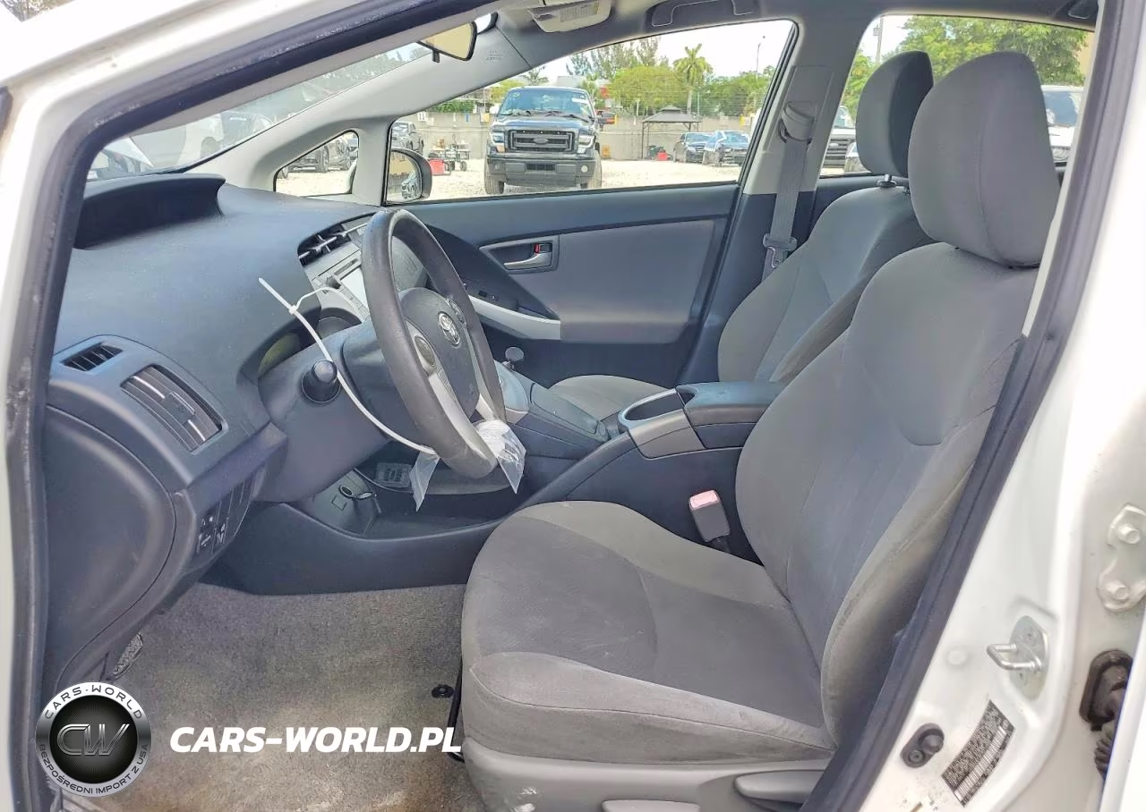 2012 Toyota Prius Two VIN:JTDKN3DU6C5494946 - 7