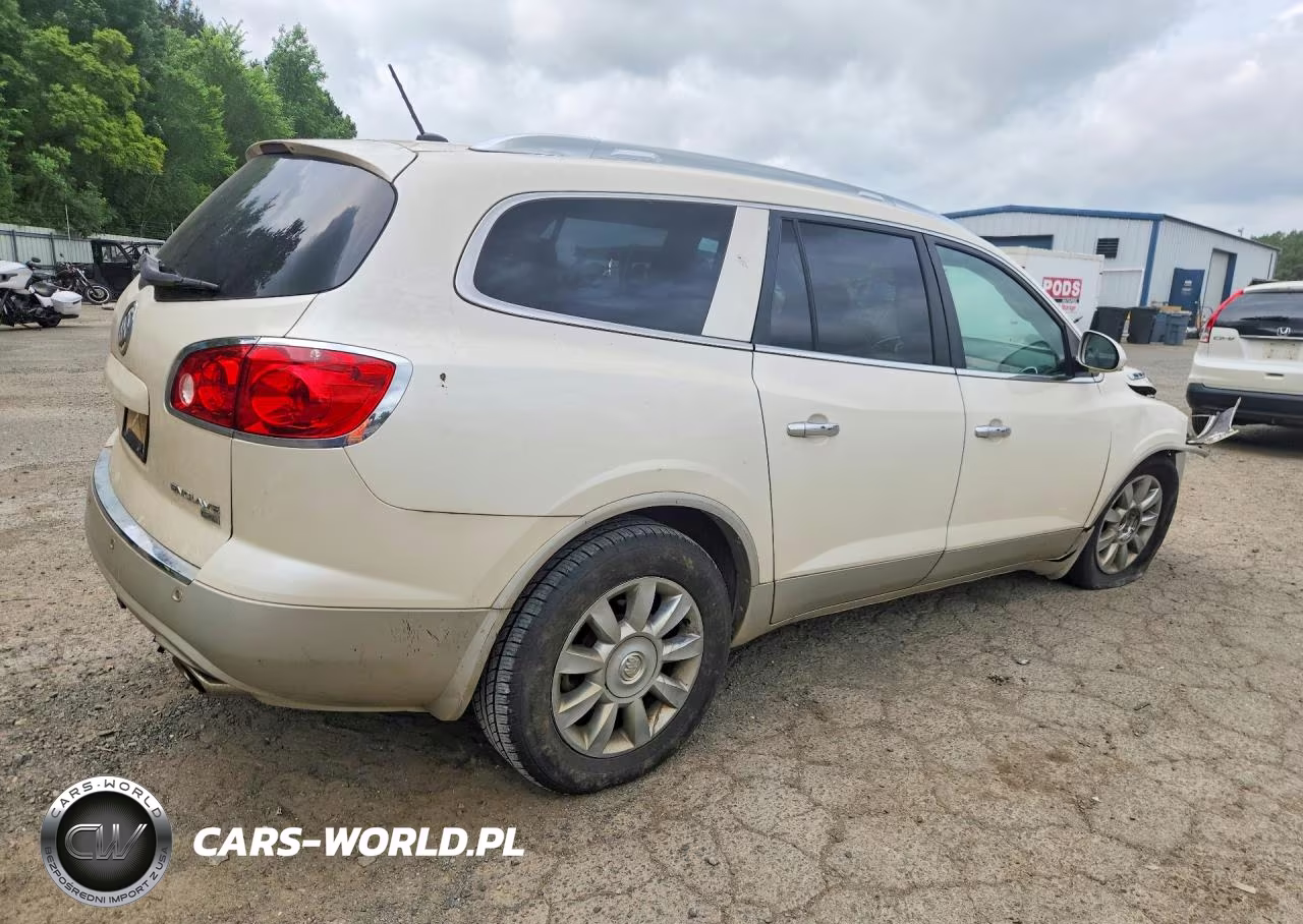 2011 Buick Enclave Cxl VIN:5GAKRCED8BJ115990 - 3