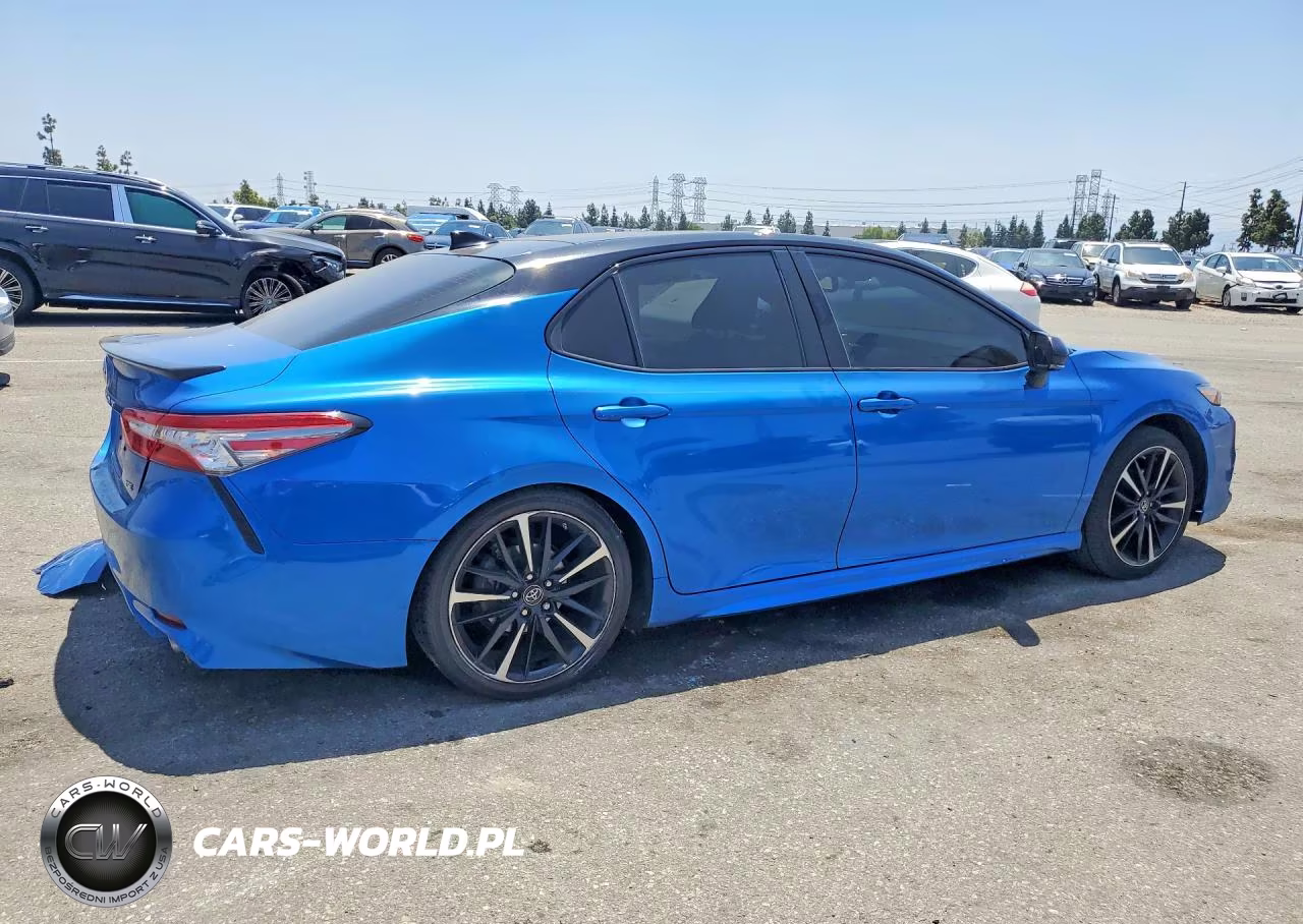 2019 Toyota Camry Xse VIN:4T1B61HK2KU262242 - 3