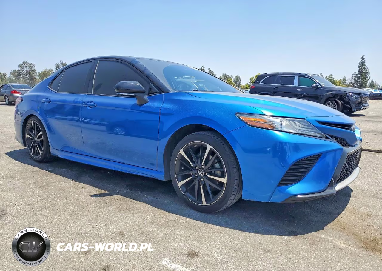 2019 Toyota Camry Xse VIN:4T1B61HK2KU262242 - 4