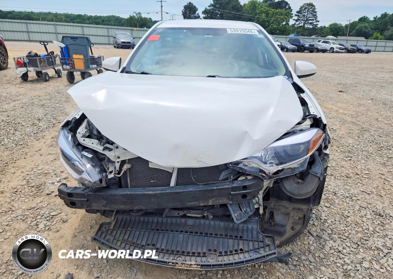 2015 Toyota Corolla Le VIN:2T1BURHE5FC384275 - 5