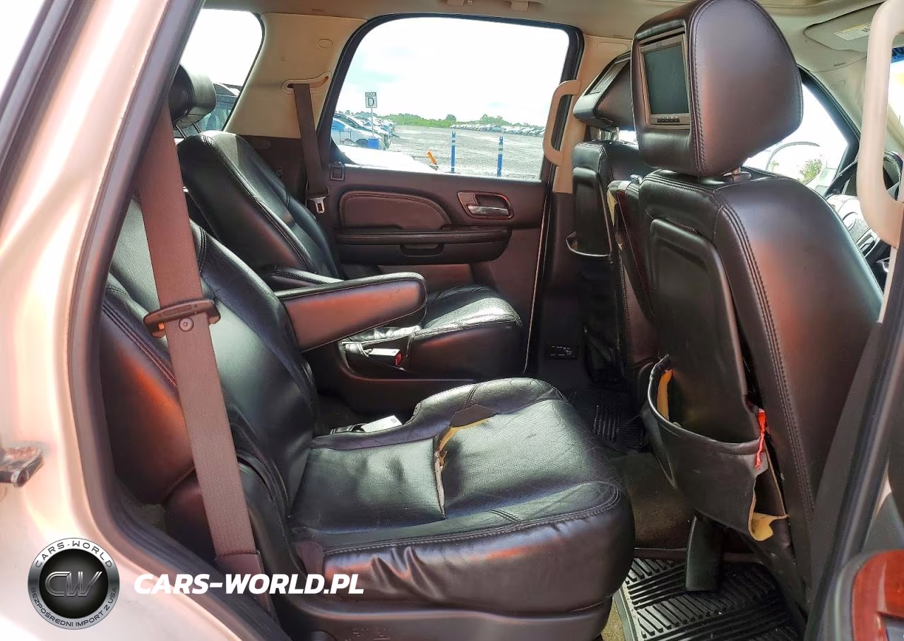 2007 Cadillac Escalade Luxury VIN:1GYEC63887R310124 - 11