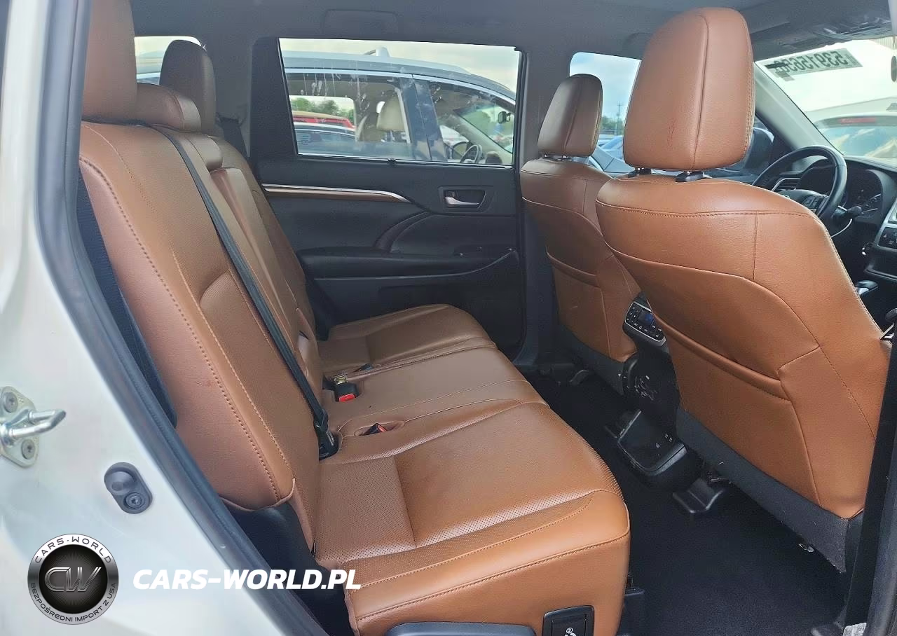 2019 Toyota Highlander Limited Platinum VIN:5TDDZRFH4KS995066 - 11