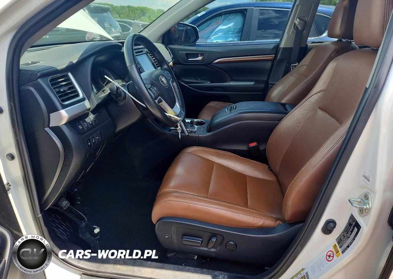 2019 Toyota Highlander Limited Platinum VIN:5TDDZRFH4KS995066 - 7