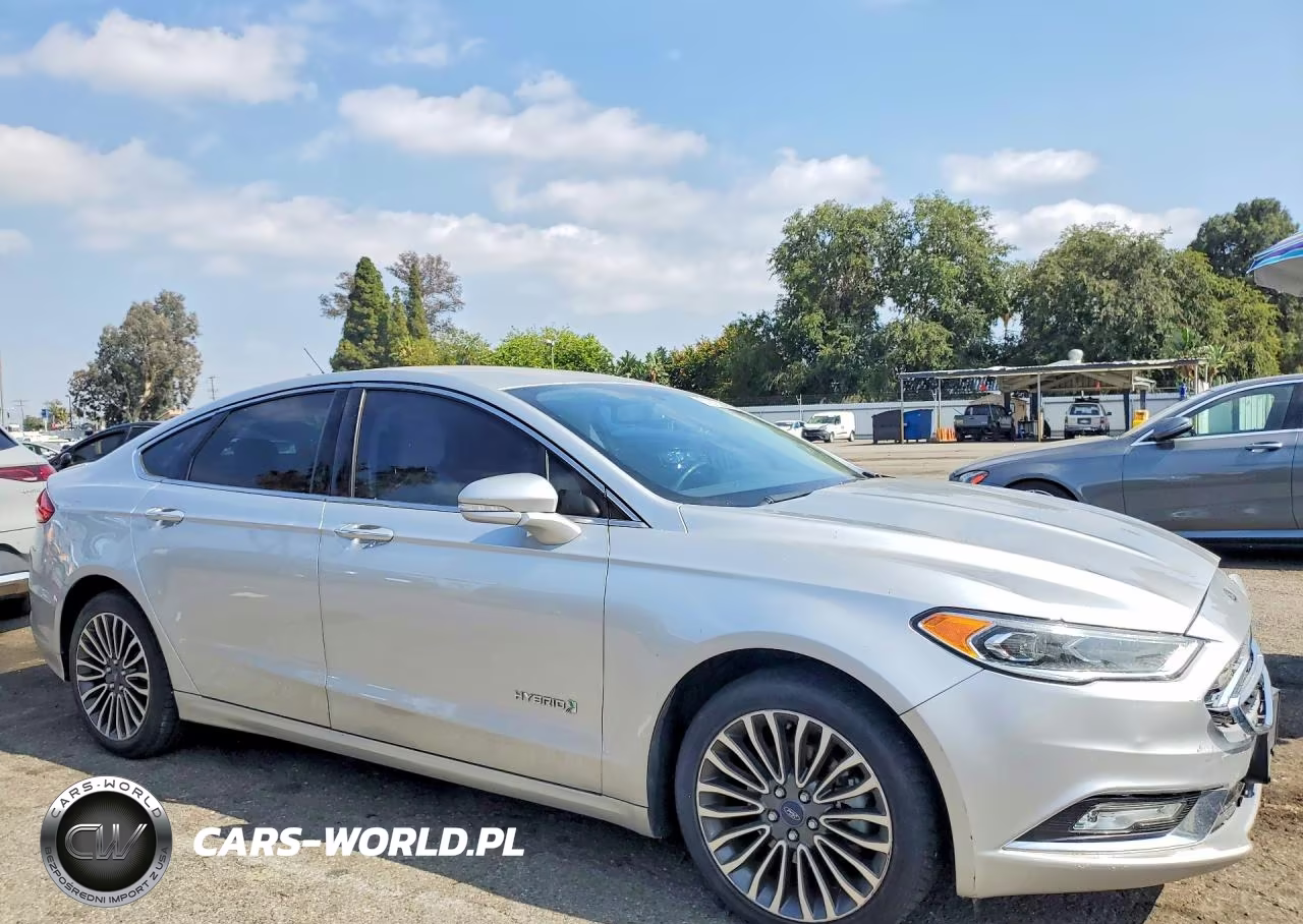 2017 Ford Fusion Titanium Hev VIN:3FA6P0RU4HR264576 - 4