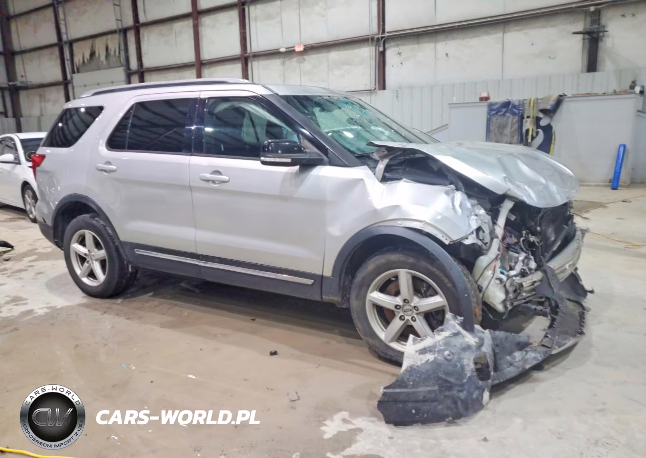 2017 Ford Explorer Xlt VIN:1FM5K8D81HGA45431 - 4