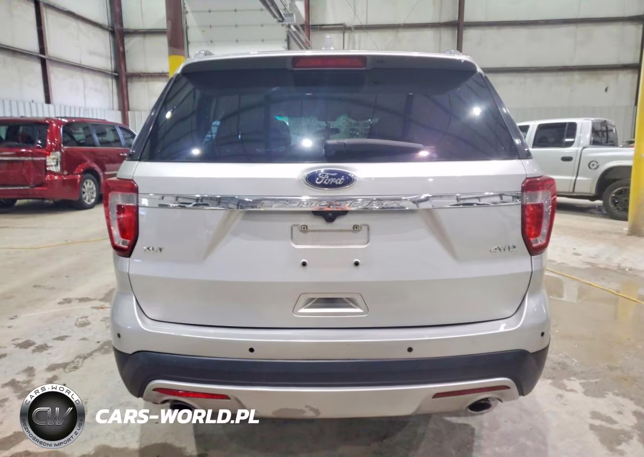 2017 Ford Explorer Xlt VIN:1FM5K8D81HGA45431 - 6