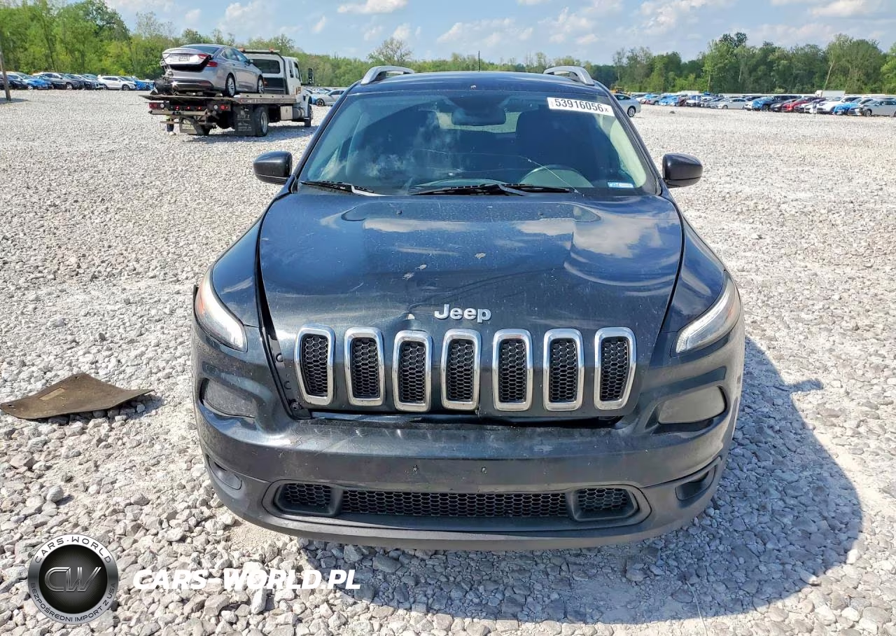 2015 Jeep Cherokee Latitude VIN:1C4PJMCB0FW600071 - 5