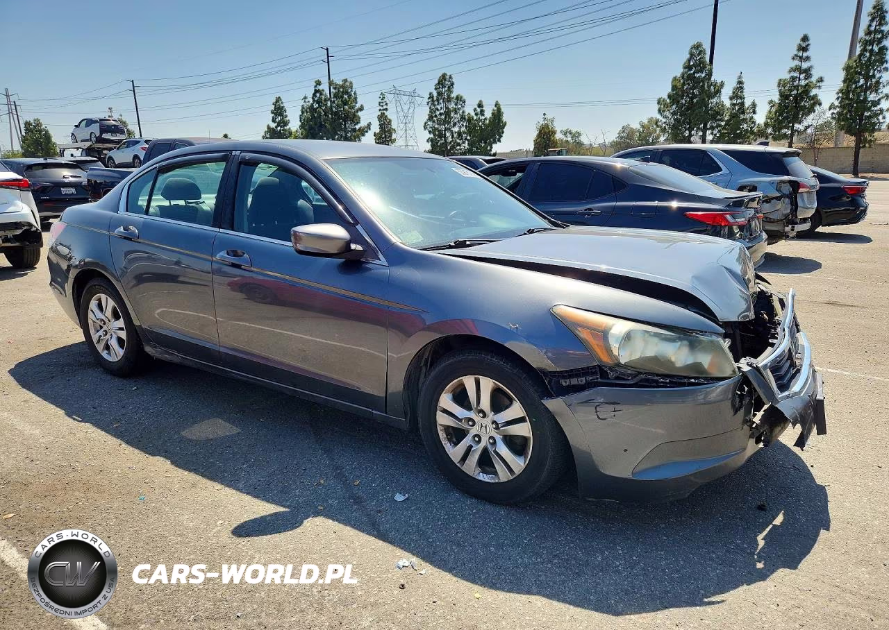 2010 Honda Accord Lxp VIN:1HGCP2F4XAA197531 - 4