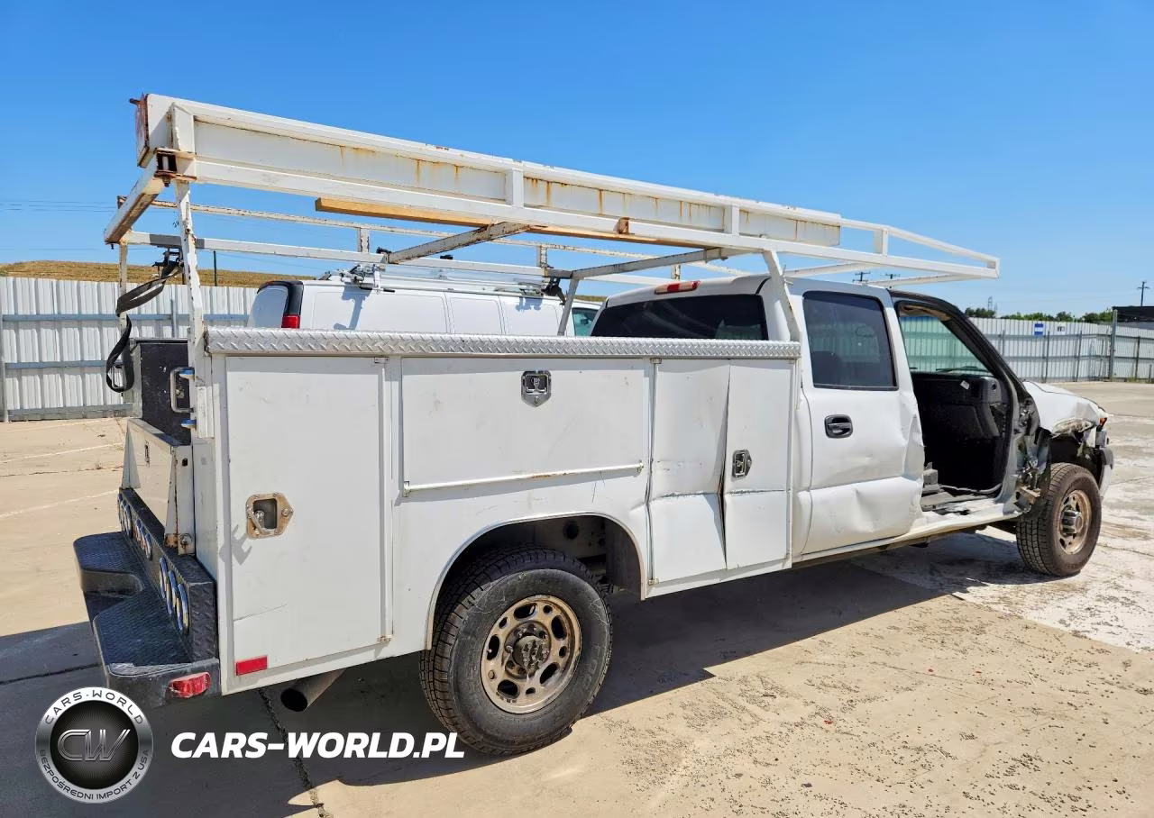 2002 GMC Sierra VIN:1GDHC23U12F243039 - 3