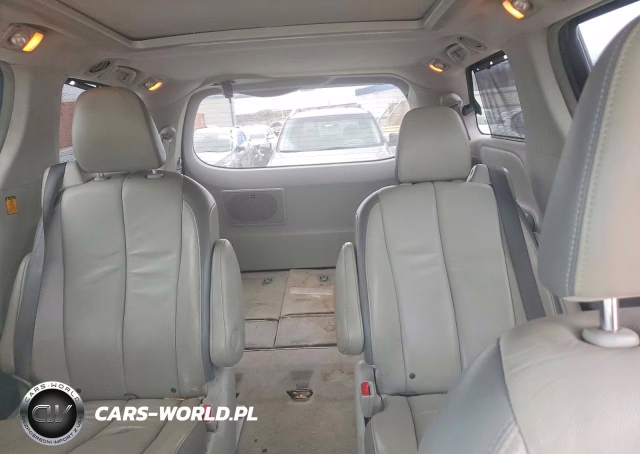 2013 Toyota Sienna VIN:5TDYK3DC4DS327846 - 10