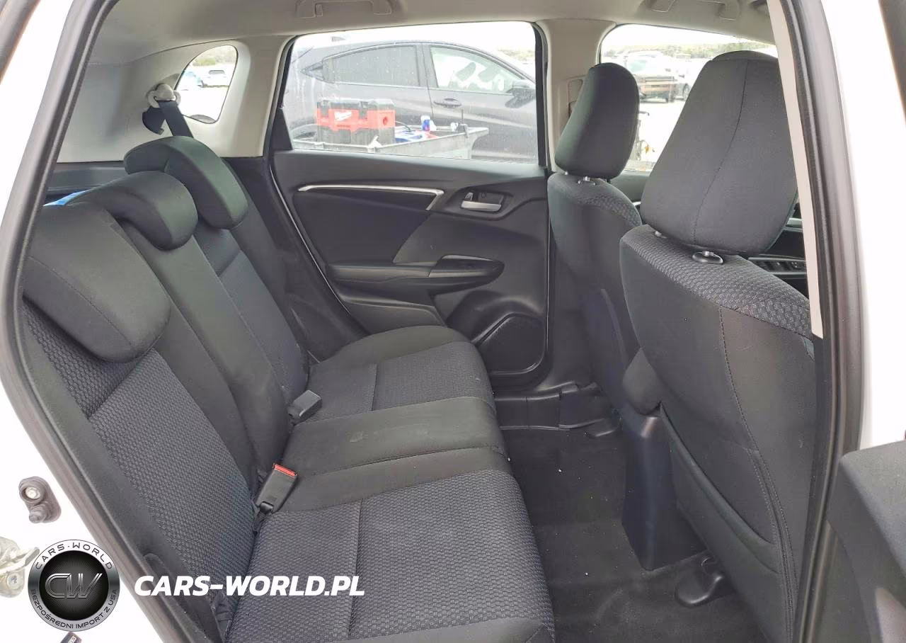 2019 Honda Fit Lx VIN:3HGGK5H43KM719063 - 10