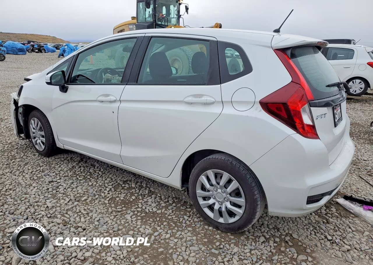 2019 Honda Fit Lx VIN:3HGGK5H43KM719063 - 2