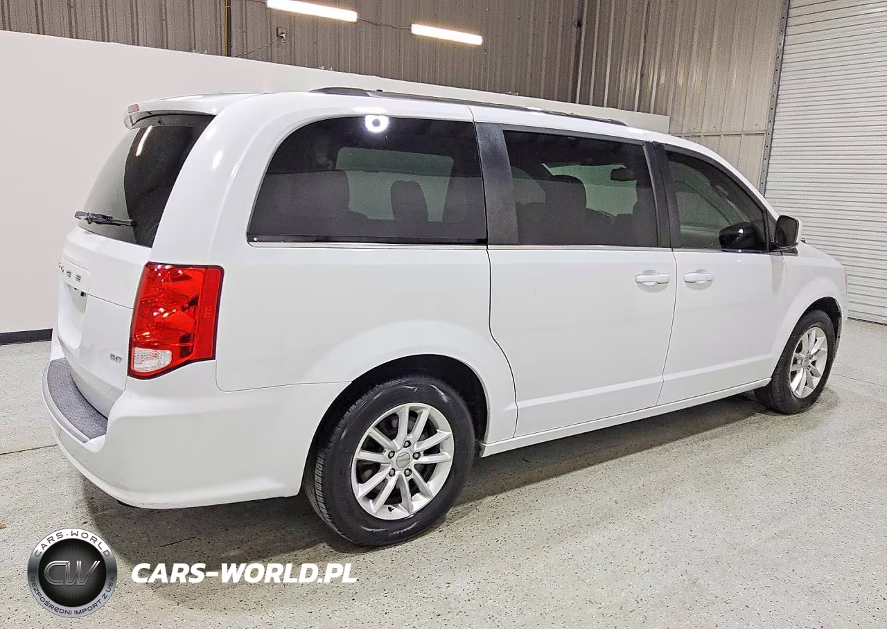 2020 Dodge Grand Caravan Sxt VIN:2C4RDGCG9LR206831 - 3