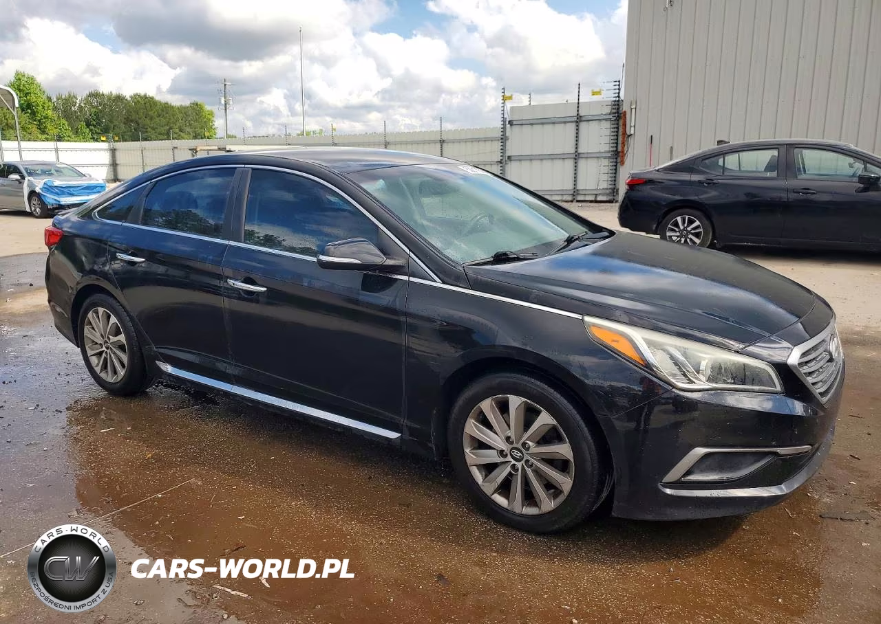 2015 Hyundai Sonata Sport VIN:5NPE34AF9FH222362 - 4