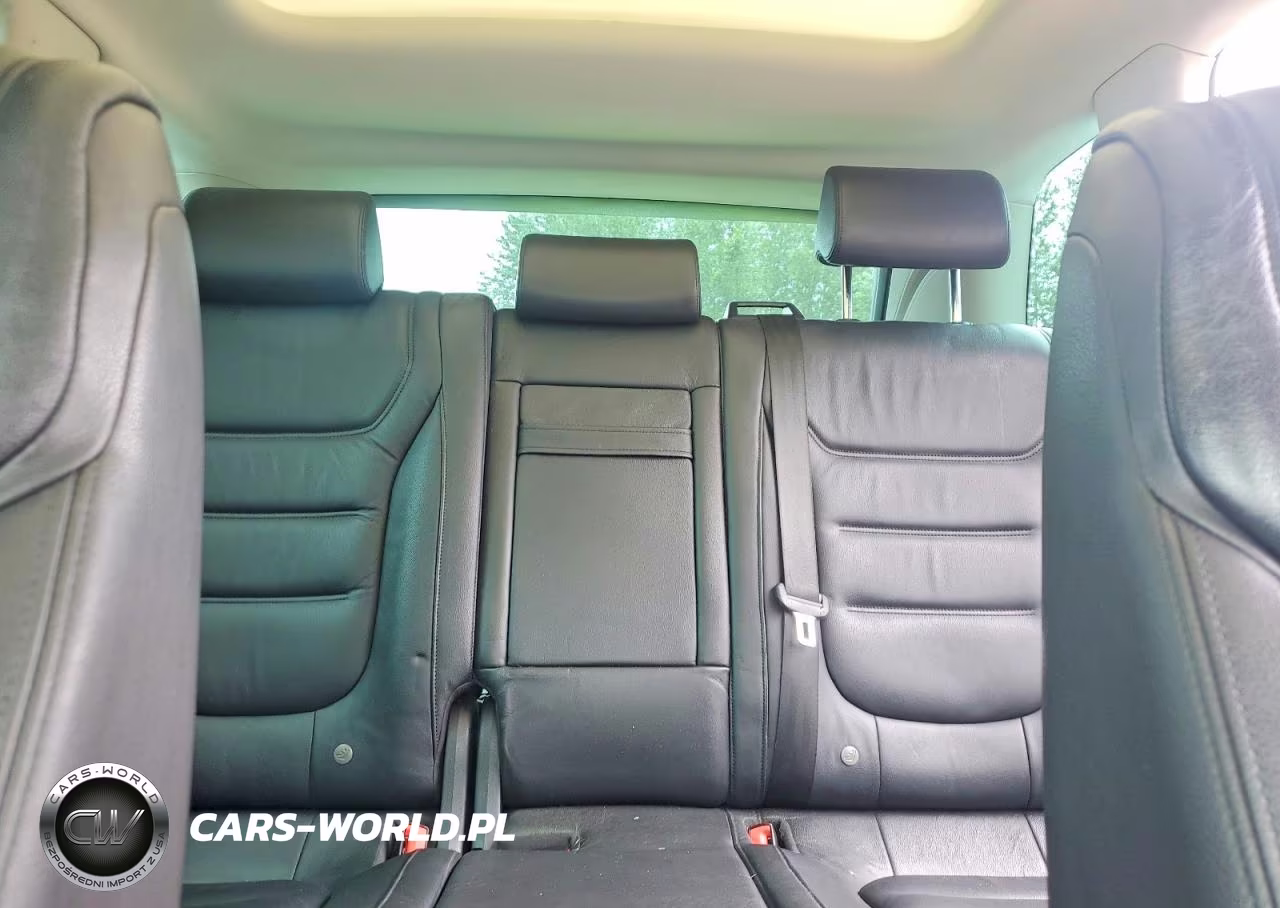 2015 Volkswagen Touareg V6 Tdi VIN:WVGEP9BP7FD003944 - 10