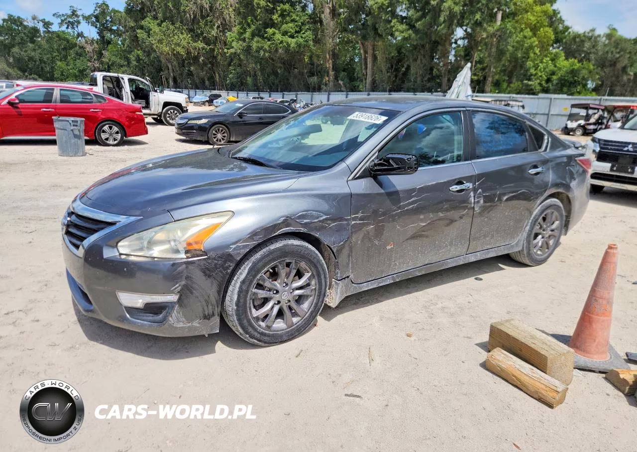 2015 Nissan Altima 2.5 S – zdjęcie 1 z 12