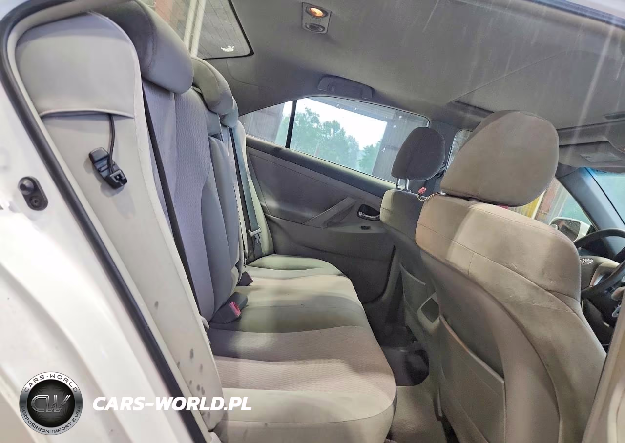 2010 Toyota Camry Le VIN:4T1BF3EK5AU558760 - 10
