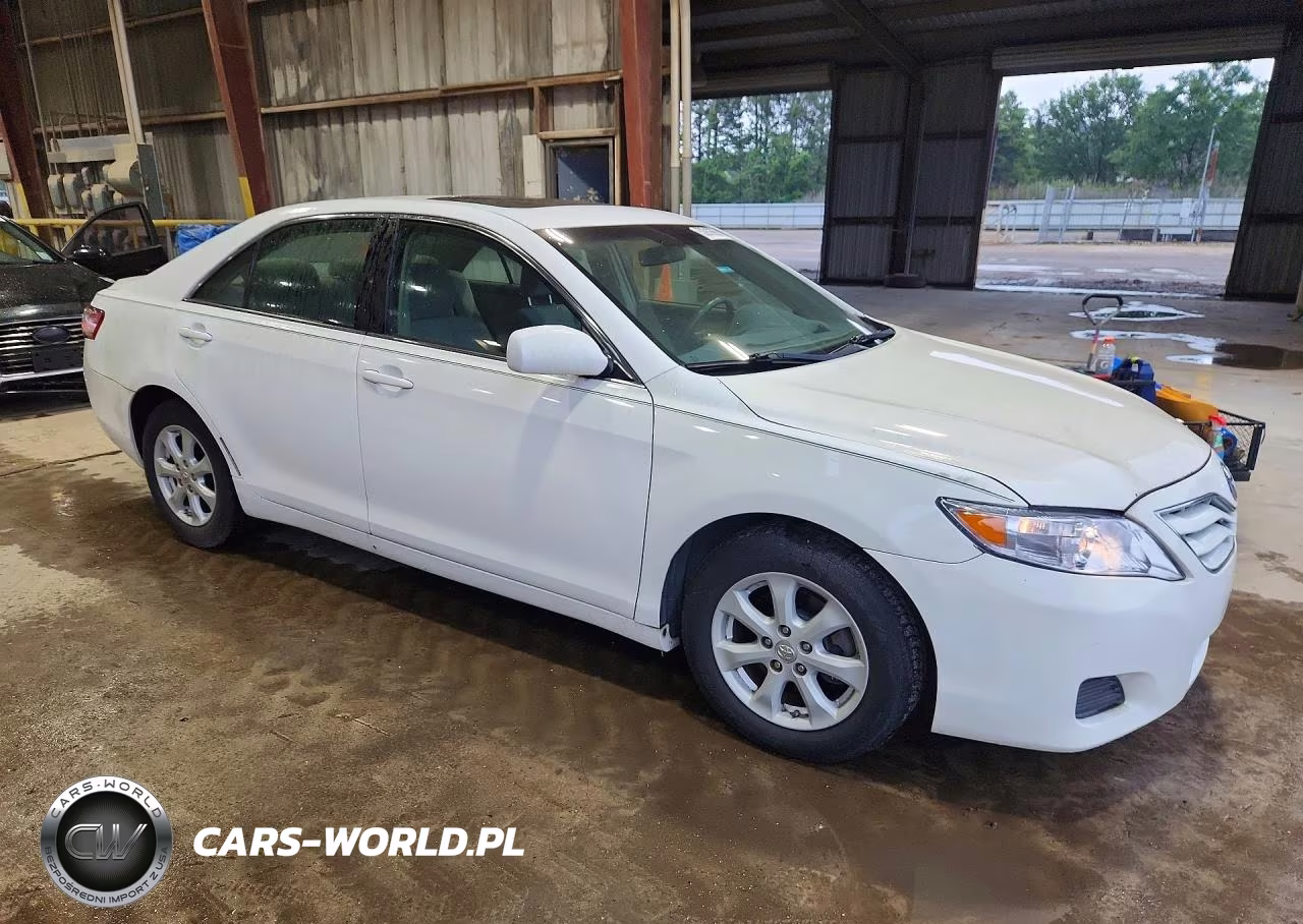 2010 Toyota Camry Le VIN:4T1BF3EK5AU558760 - 4