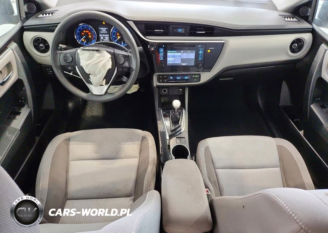 2017 Toyota Corolla Le VIN:5YFBURHE3HP730875 - 8