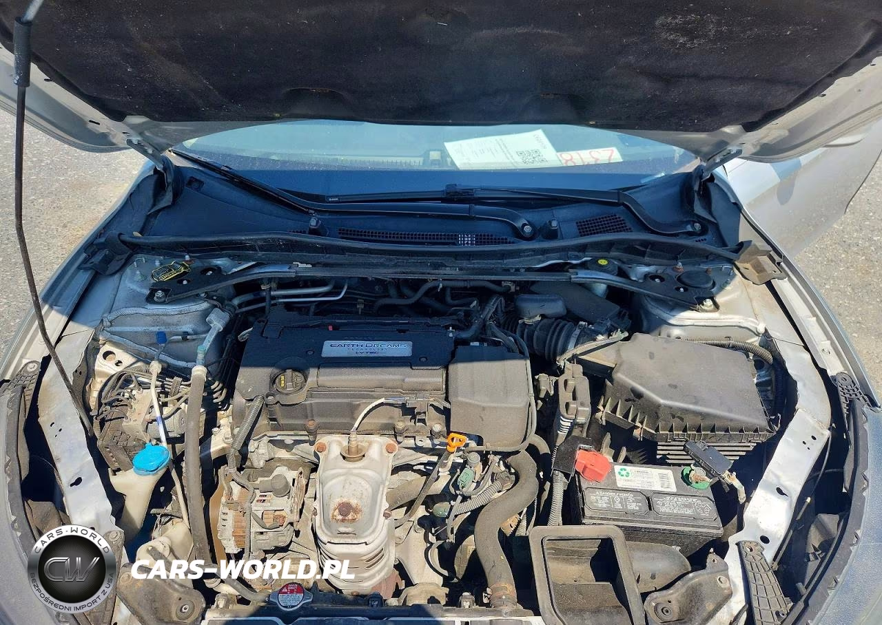 2015 Honda Accord Sport VIN:1HGCR2F5XFA145147 - 11