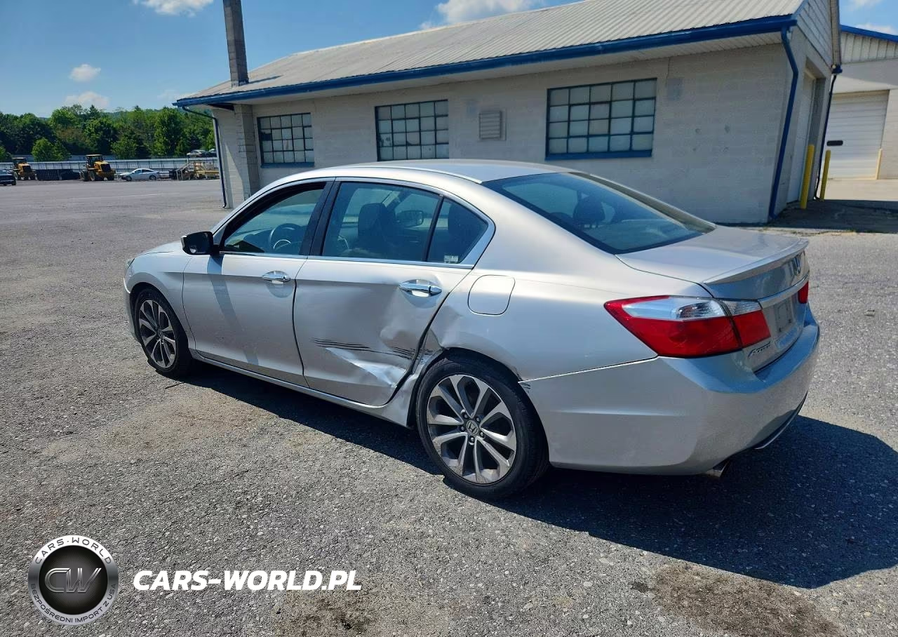 2015 Honda Accord Sport VIN:1HGCR2F5XFA145147 - 2