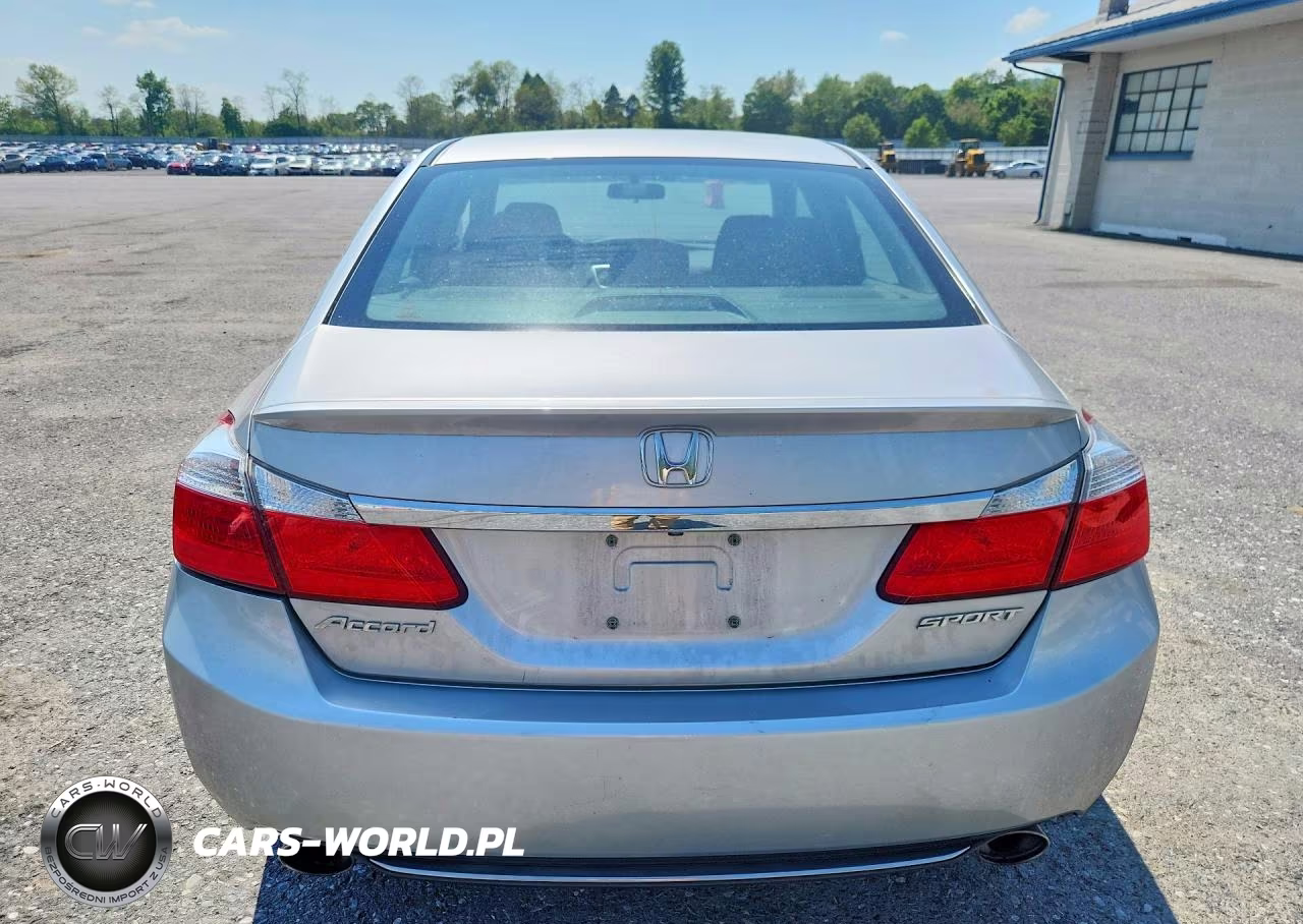 2015 Honda Accord Sport VIN:1HGCR2F5XFA145147 - 6