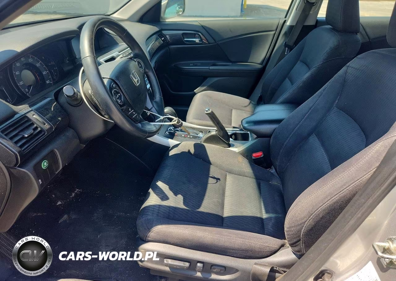 2015 Honda Accord Sport VIN:1HGCR2F5XFA145147 - 7