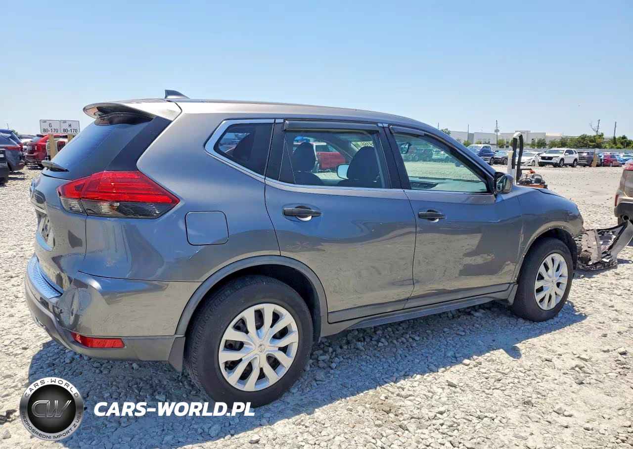 2017 Nissan Rogue S VIN:KNMAT2MT8HP612817 - 3