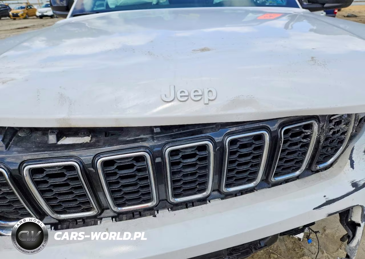 2023 Jeep Grand Cherokee L Laredo VIN:1C4RJKAG5P8824275 - 11