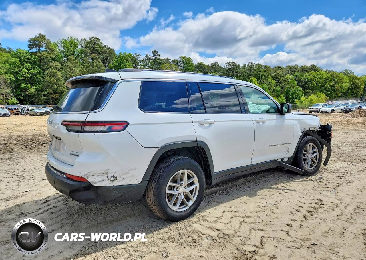 2023 Jeep Grand Cherokee L Laredo VIN:1C4RJKAG5P8824275 - 3