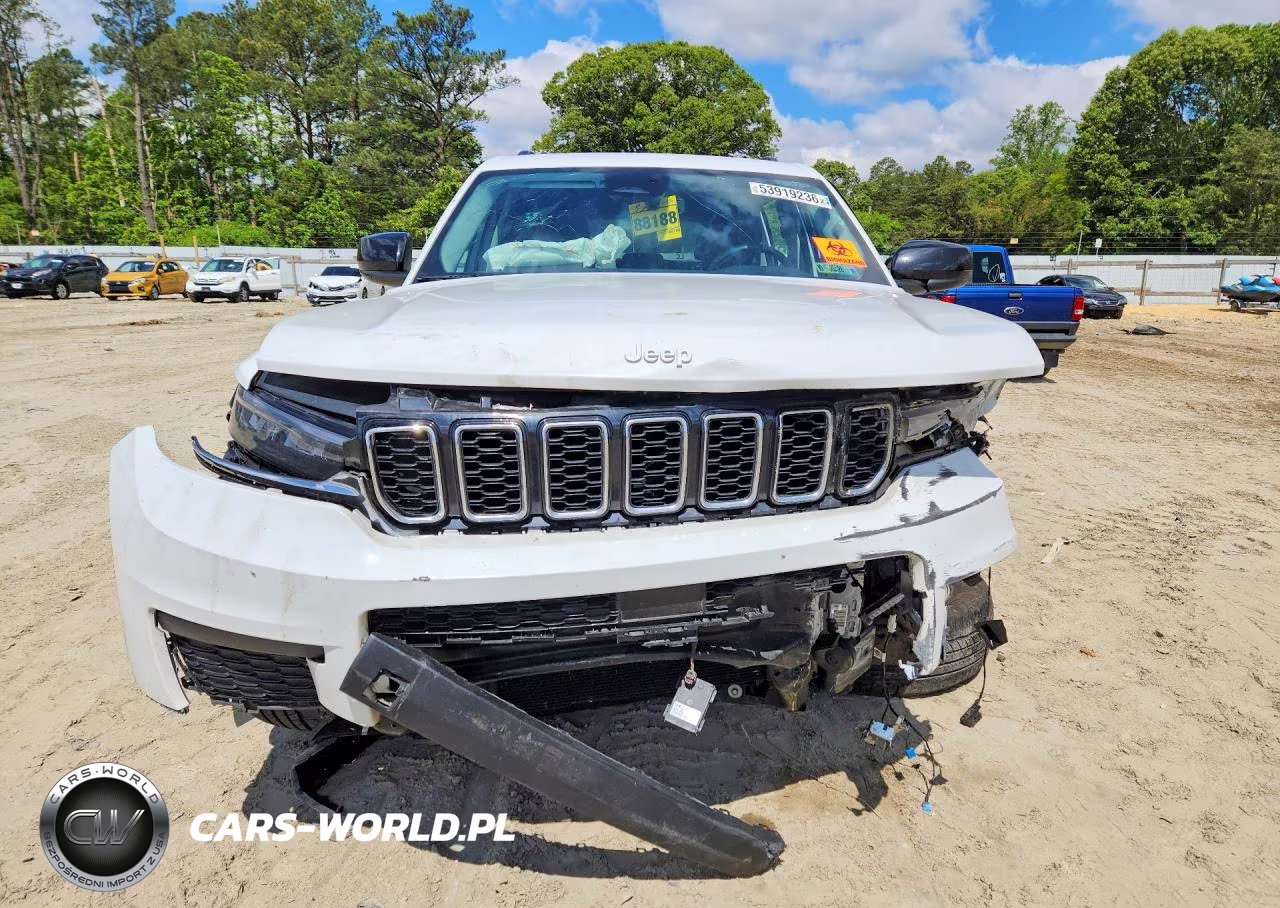 2023 Jeep Grand Cherokee L Laredo VIN:1C4RJKAG5P8824275 - 5
