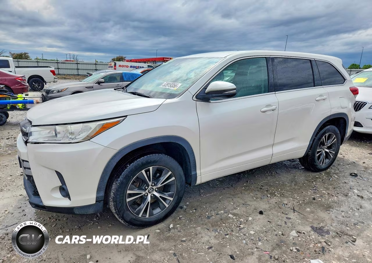 2018 Toyota Highlander Le