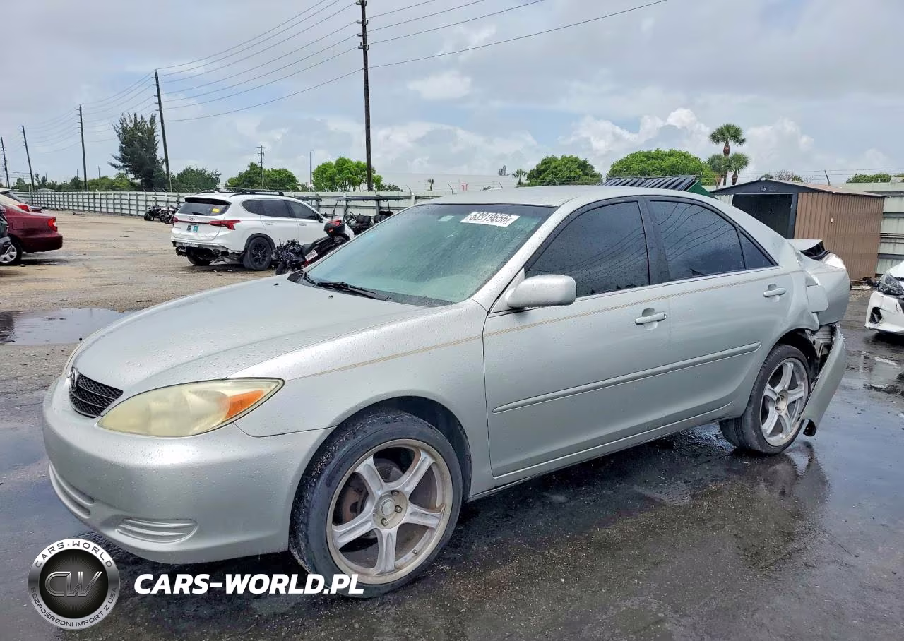 2002 Toyota Camry Le – zdjęcie 1 z 12