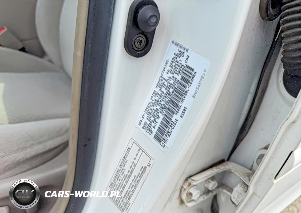 2003 Toyota Camry Le V6 VIN:4T1BF32KX3U060738 - 10