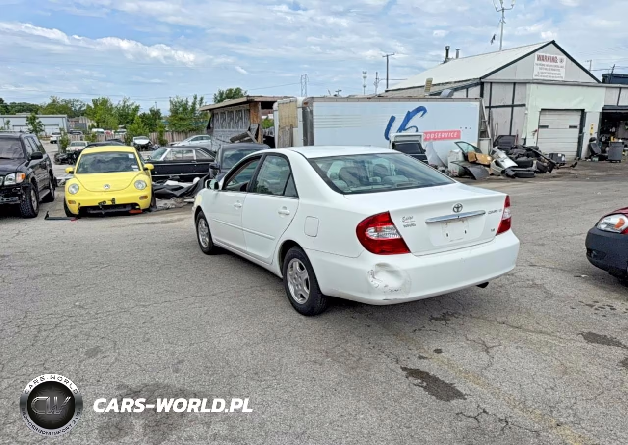 2003 Toyota Camry Le V6 VIN:4T1BF32KX3U060738 - 3