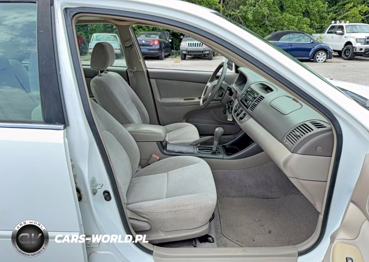 2003 Toyota Camry Le V6 VIN:4T1BF32KX3U060738 - 5