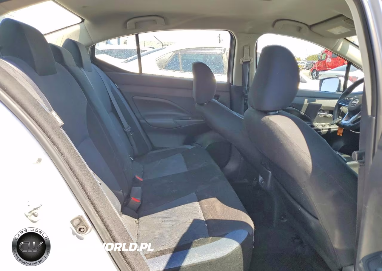 2024 Nissan Versa Sv VIN:3N1CN8EVXRL902465 - 10