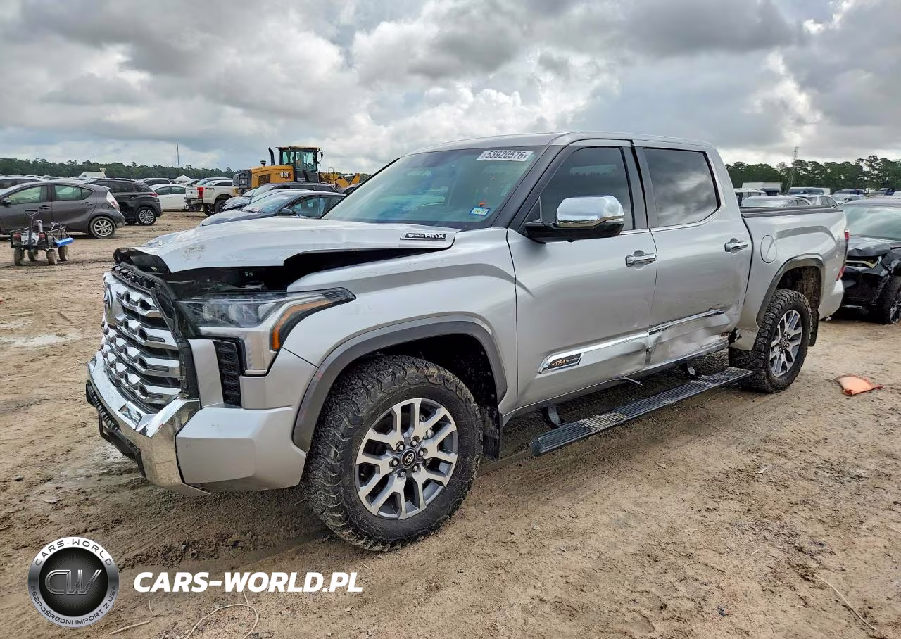 2025 Toyota Tundra Crewmax Platinum