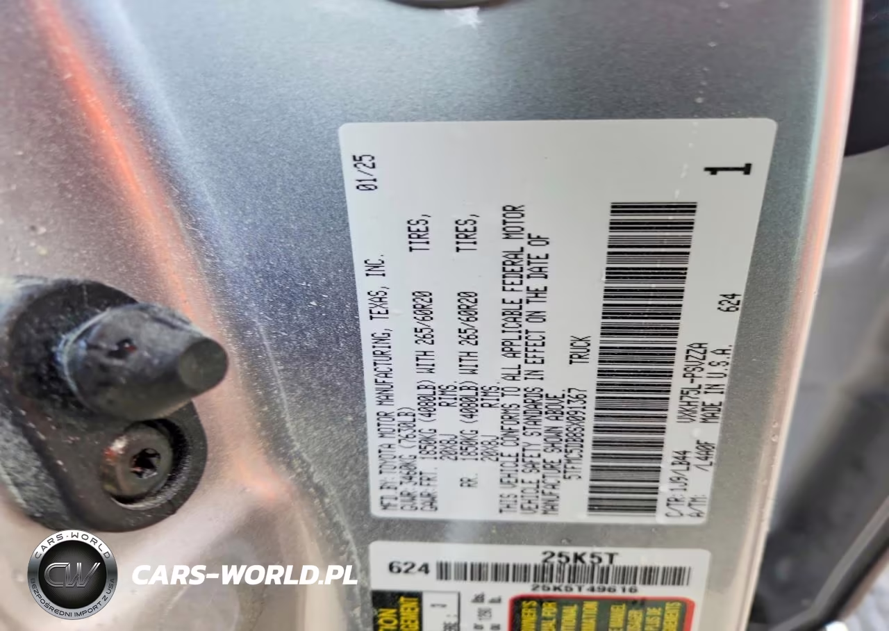2025 Toyota Tundra Crewmax Platinum VIN:5TFMC5DB8SX091367 - 12