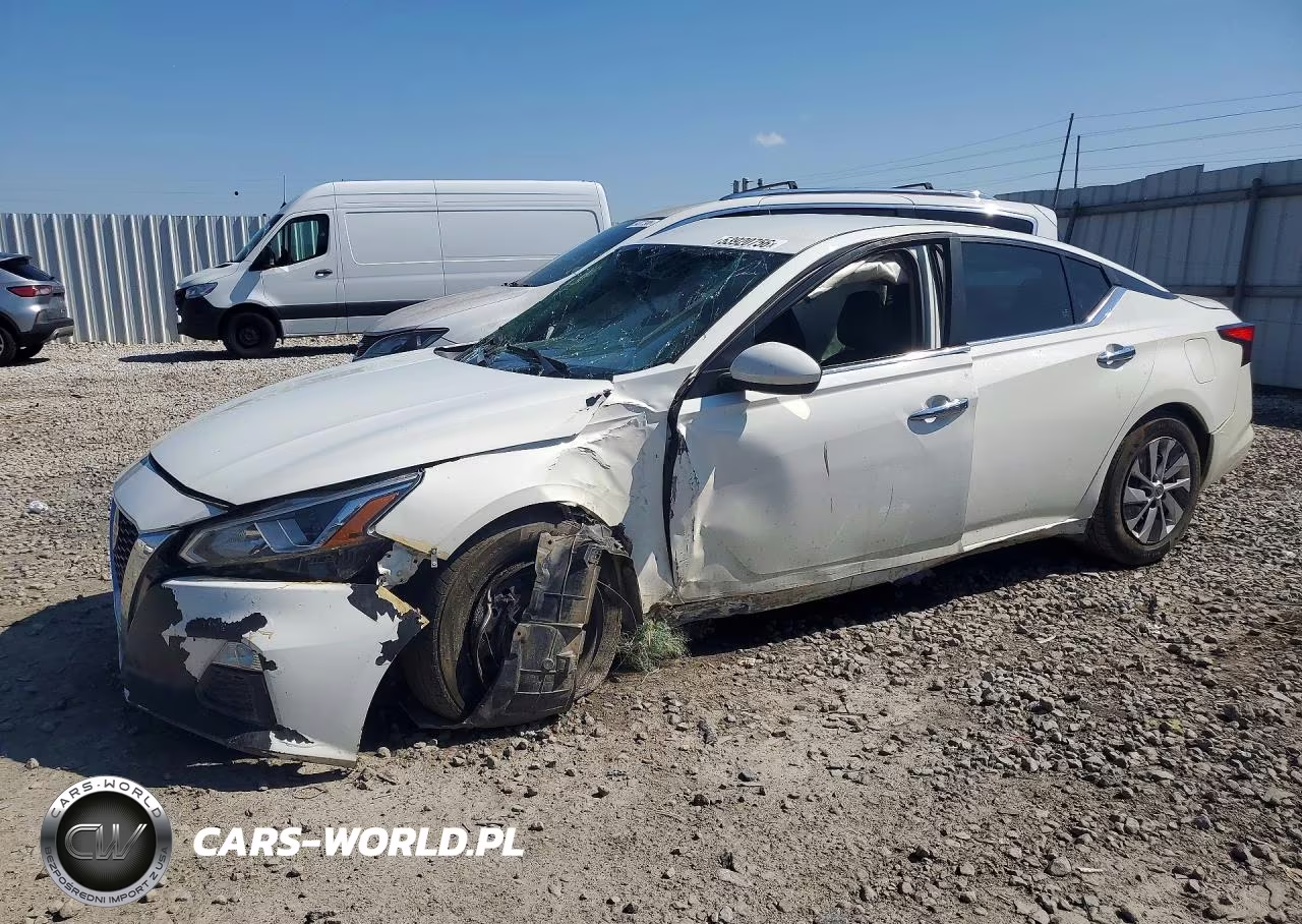 2019 Nissan Altima S