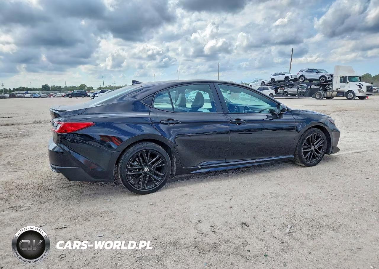 2025 Toyota Camry Se VIN:4T1DAACK7SU036308 - 3