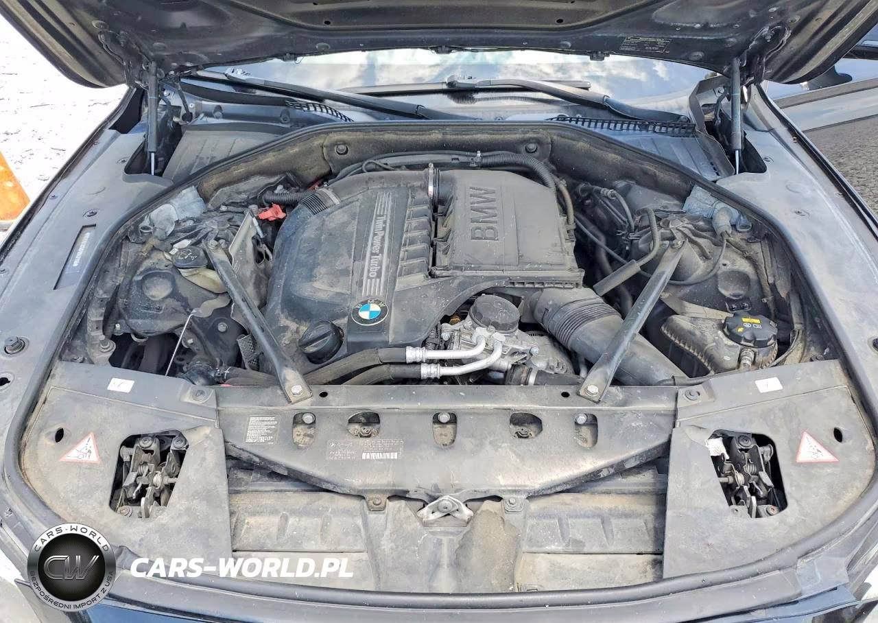 2015 BMW 740 Li VIN:WBAYE4C5XFD947113 - 11