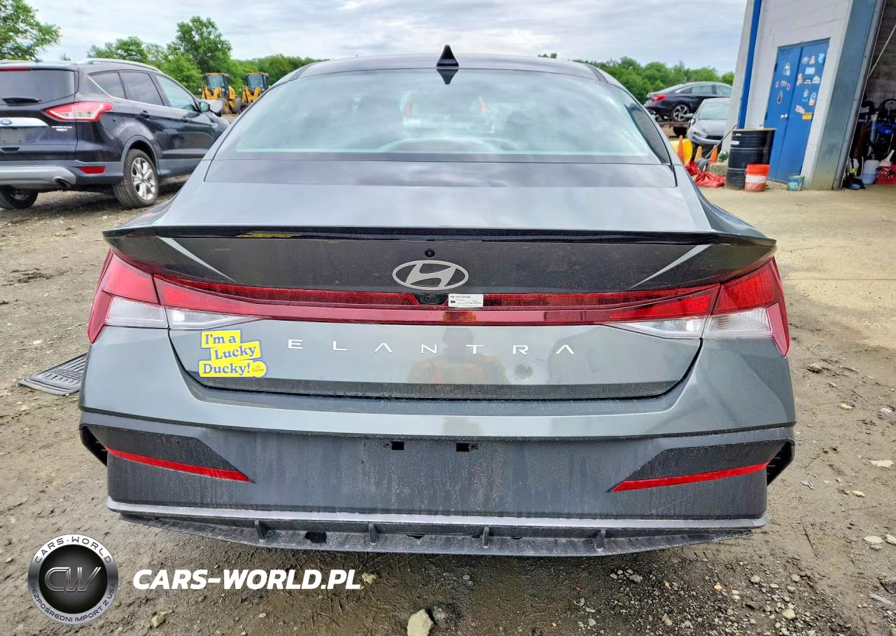 2025 Hyundai Elantra Sel Sport VIN:KMHLM4DG2SU992908 - 6