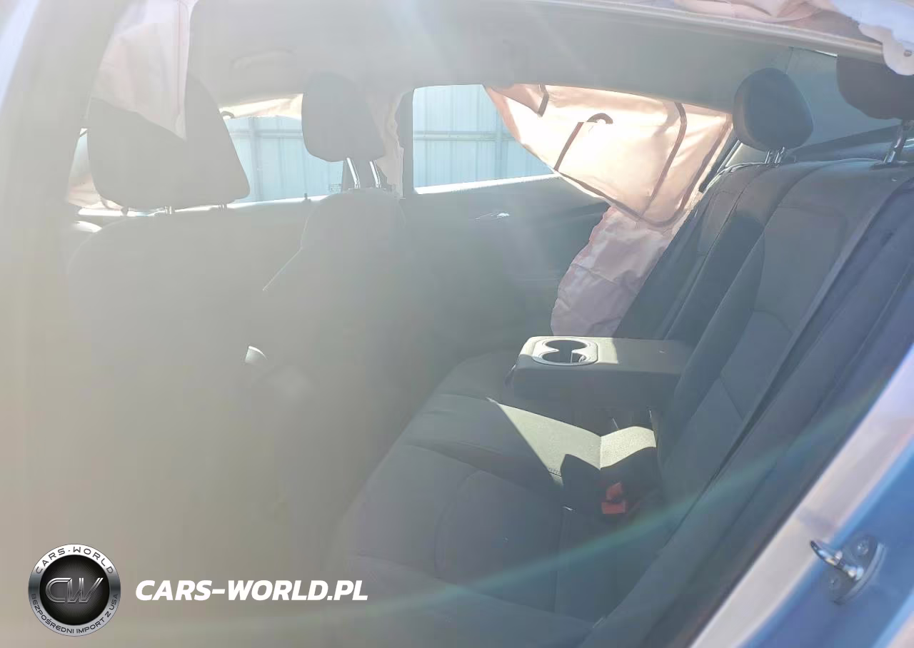 2018 Chevrolet Cruze Lt VIN:1G1BE5SM3J7201187 - 10