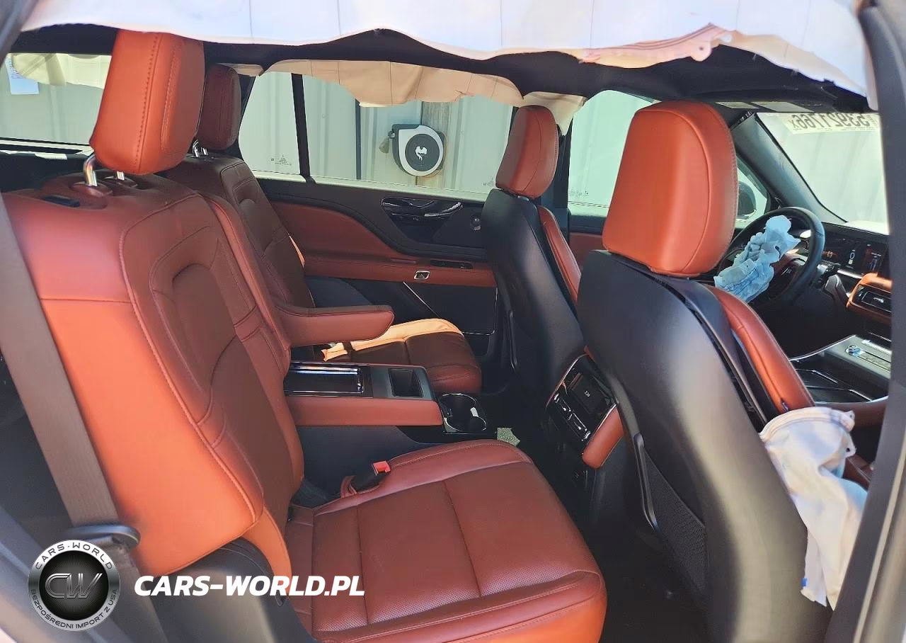 2025 Lincoln Aviator Reserve VIN:5LM5J7WC7SGL18259 - 11