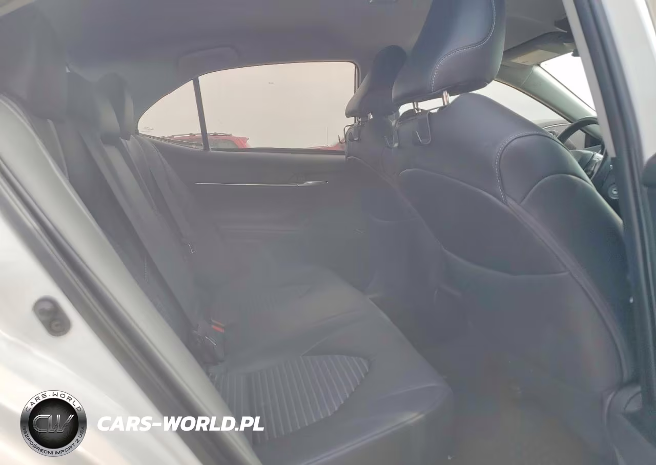 2019 Toyota Camry Se VIN:4T1B11HK4KU847080 - 10