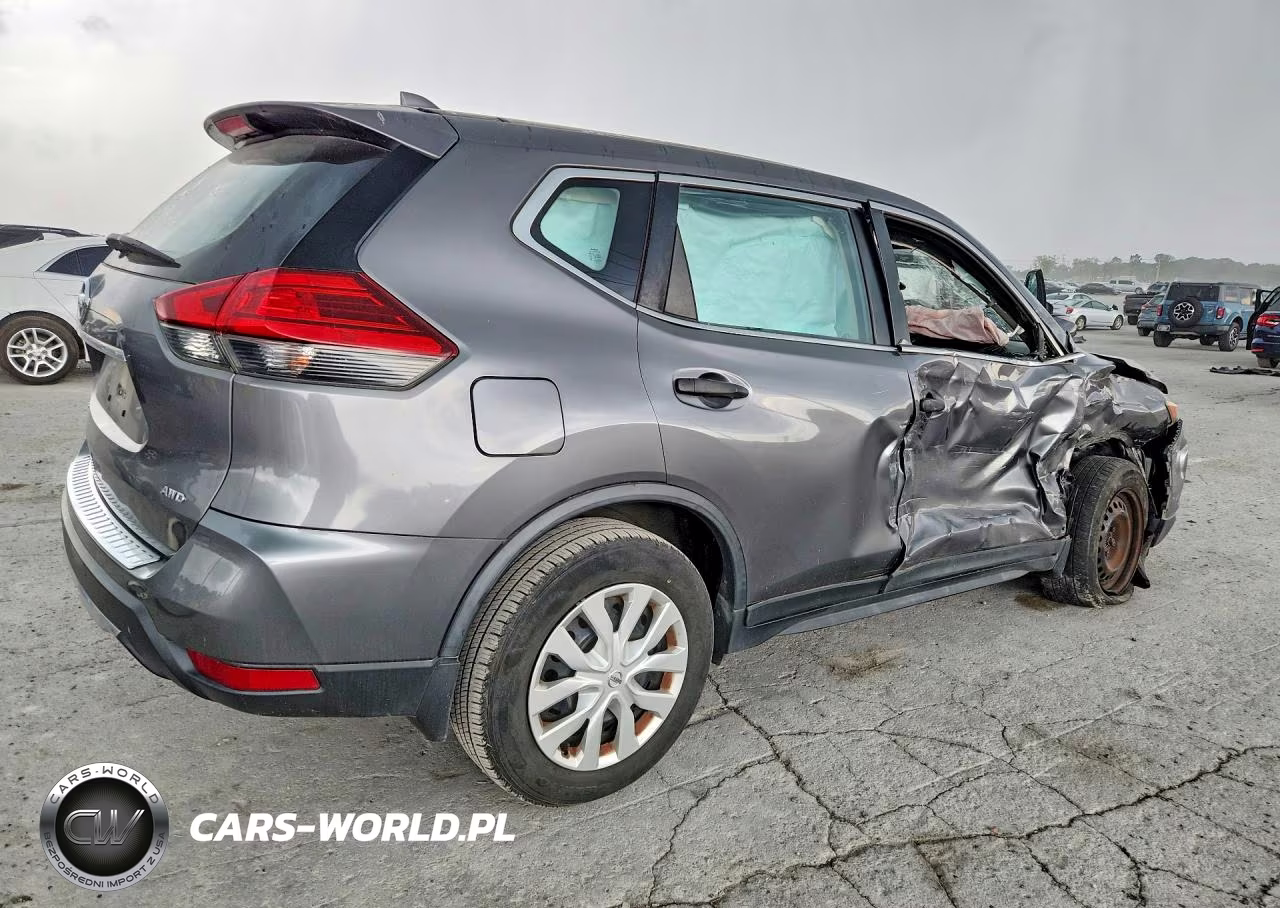 2017 Nissan Rogue S VIN:JN8AT2MV9HW023576 - 3