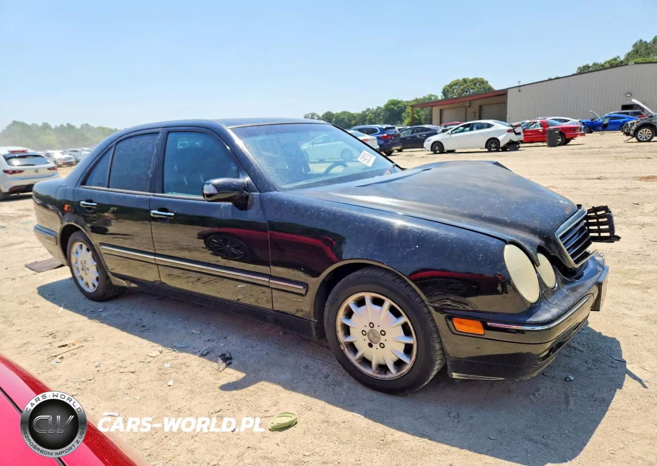 2000 Mercedes-Benz E 320 VIN:WDBJF65J6YB144514 - 4